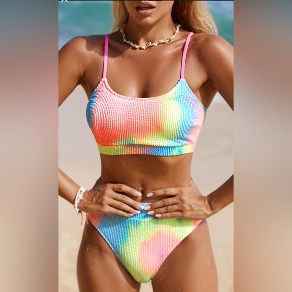 Cupshe Tie-Dye Bikini Set - Picture 7 of 9